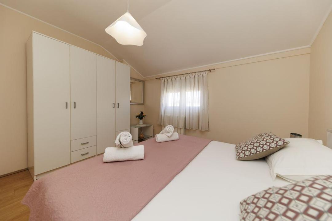 Apartments Mira Zadar Buitenkant foto